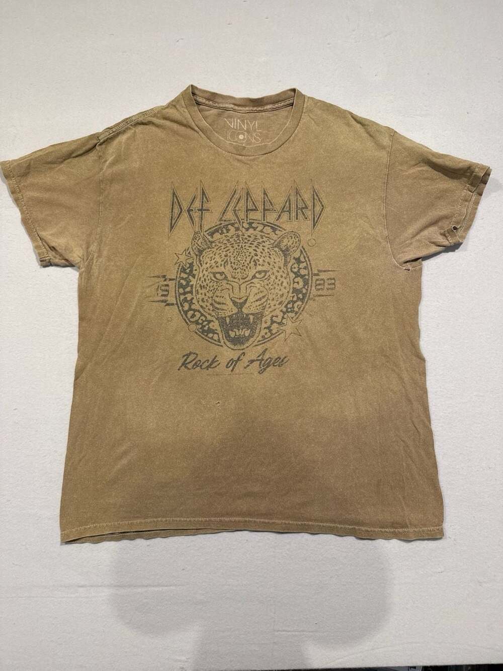 Vinyl Icons Def Leppard Rock of Ages Graphic T-Shirt Tan Distressed